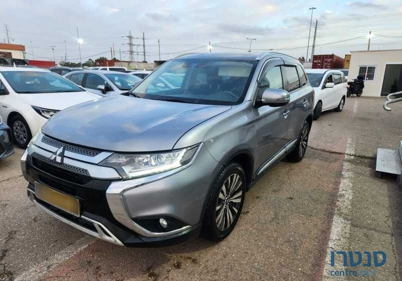 2019' Mitsubishi Outlander מיצובישי אאוטלנדר photo #6