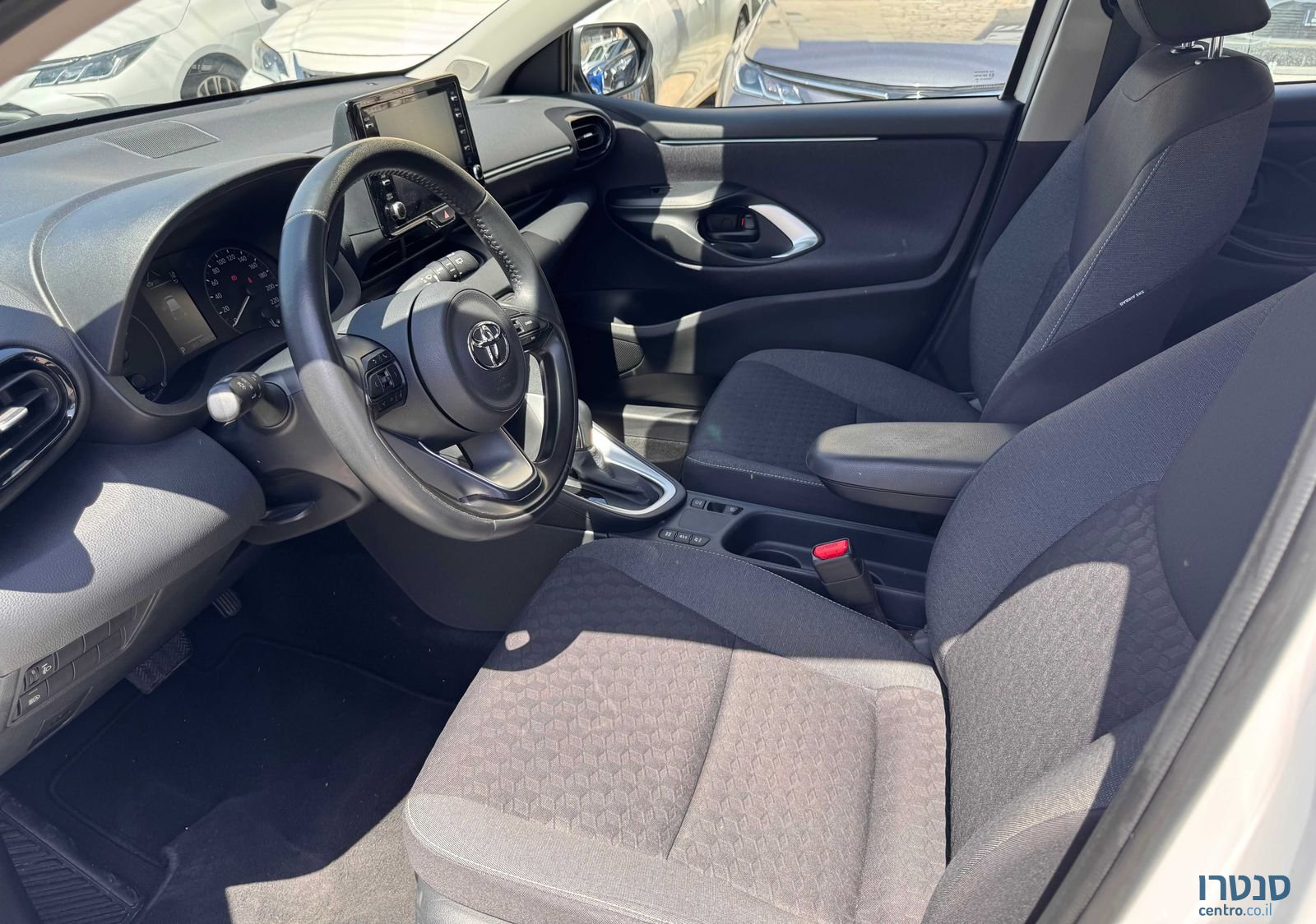 2023' Toyota Yaris טויוטה יאריס photo #6