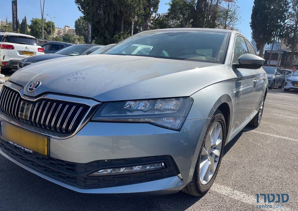 2020' Skoda Superb סקודה סופרב photo #2