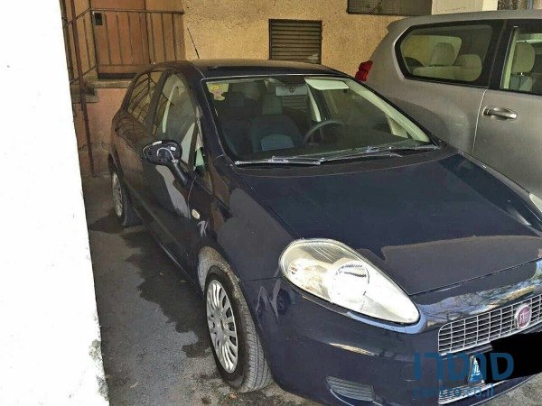 2008' Fiat Punto photo #1