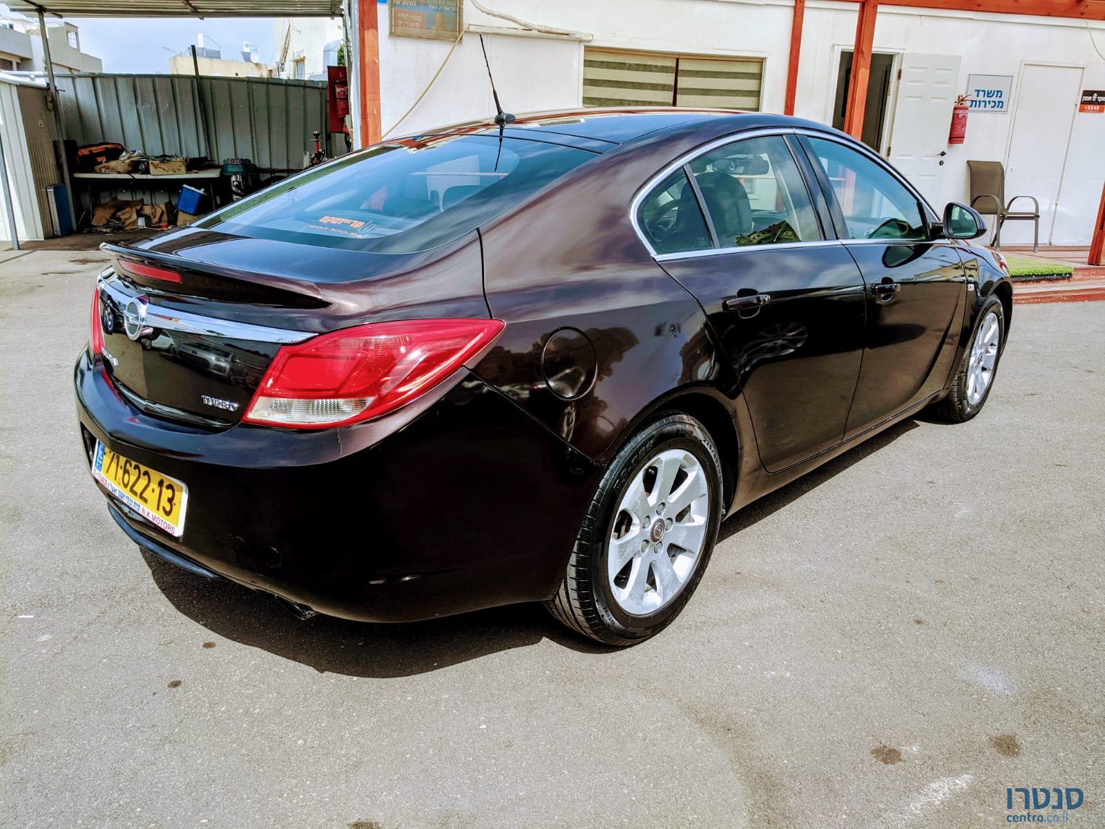 2012' Opel Insignia photo #4