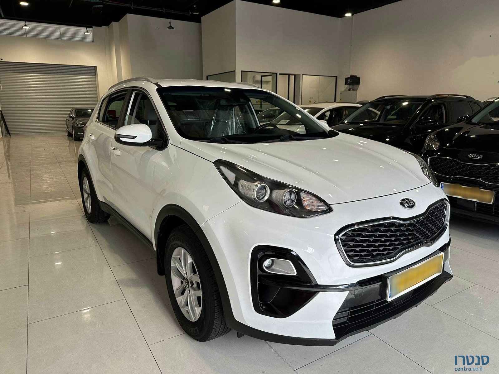 2020' Kia Sportage photo #2