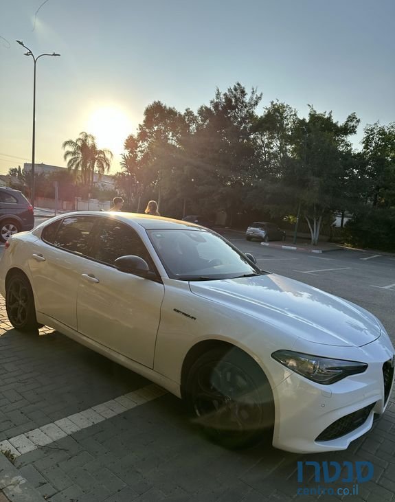 2022' Alfa Romeo Giulia אלפא רומיאו ג'וליה photo #4