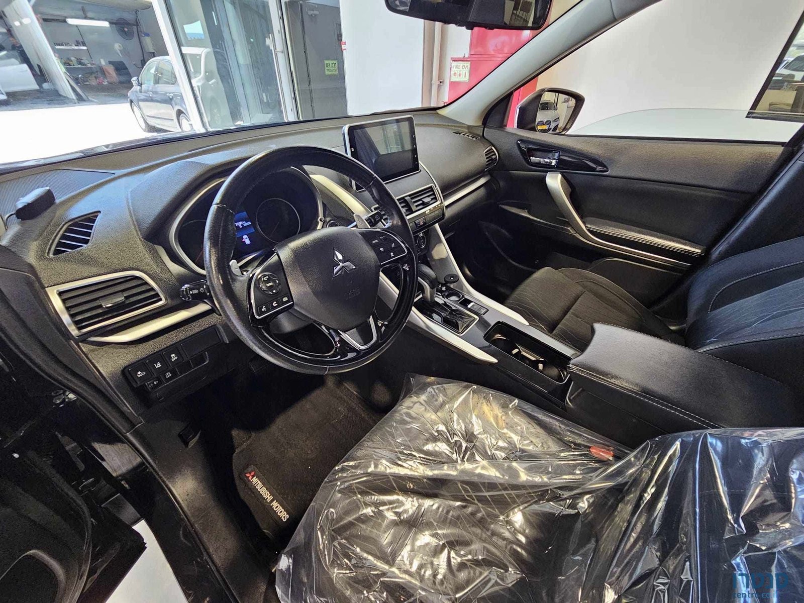 2020' Mitsubishi Eclipse Cross photo #5