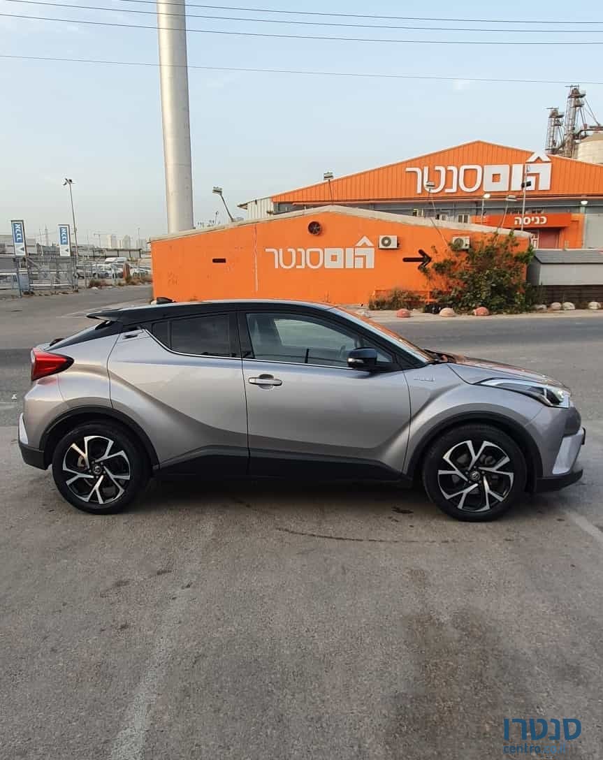 2018' Toyota C-Hr טויוטה photo #3