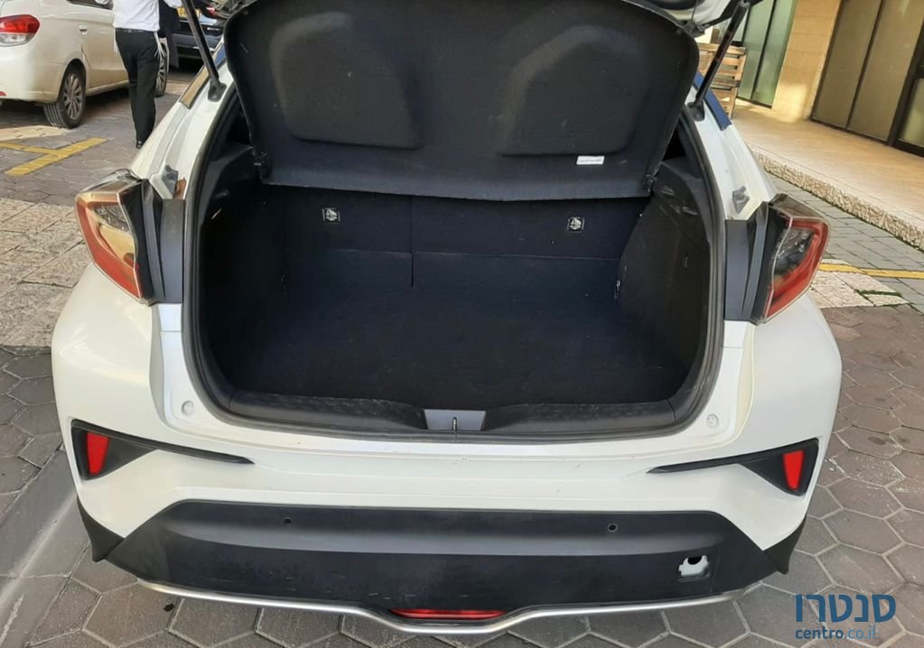 2019' Toyota C-Hr טויוטה photo #4