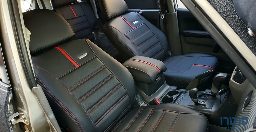 2001' Mitsubishi Pajero מיצובישי פג'רו photo #3