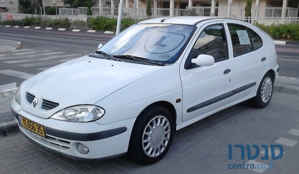 2001' Renault Megane photo #1