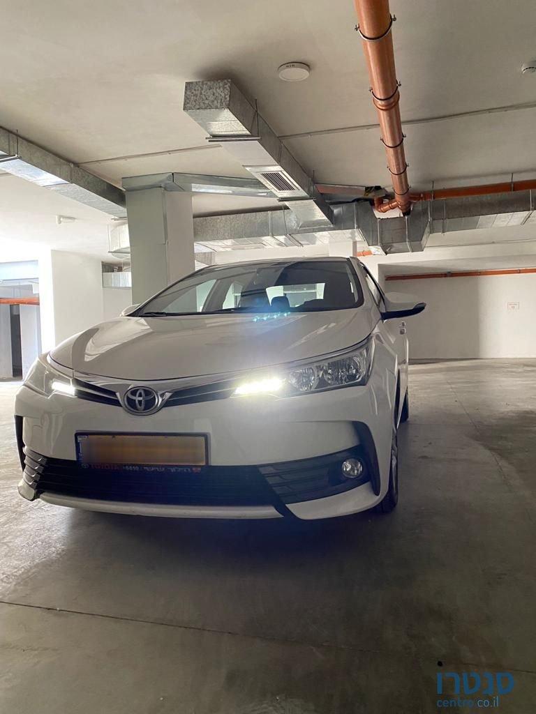 2016' Toyota Corolla טויוטה קורולה photo #1