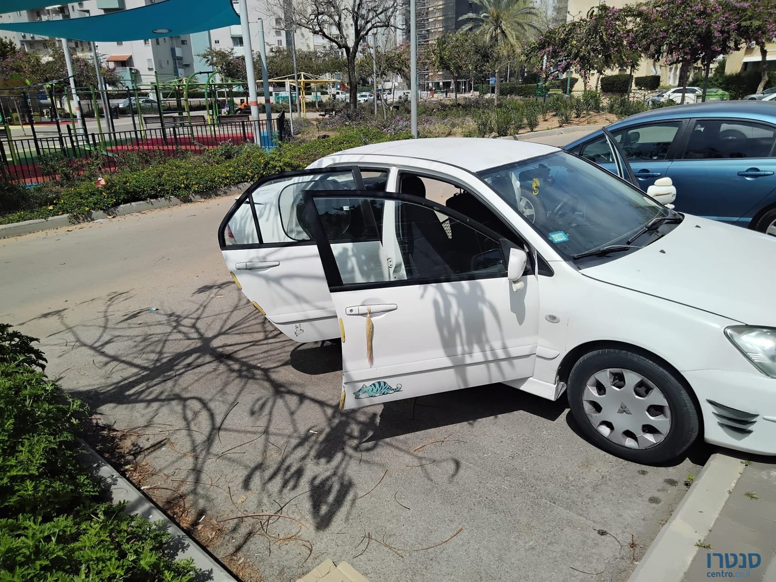 2008' Mitsubishi Lancer photo #4