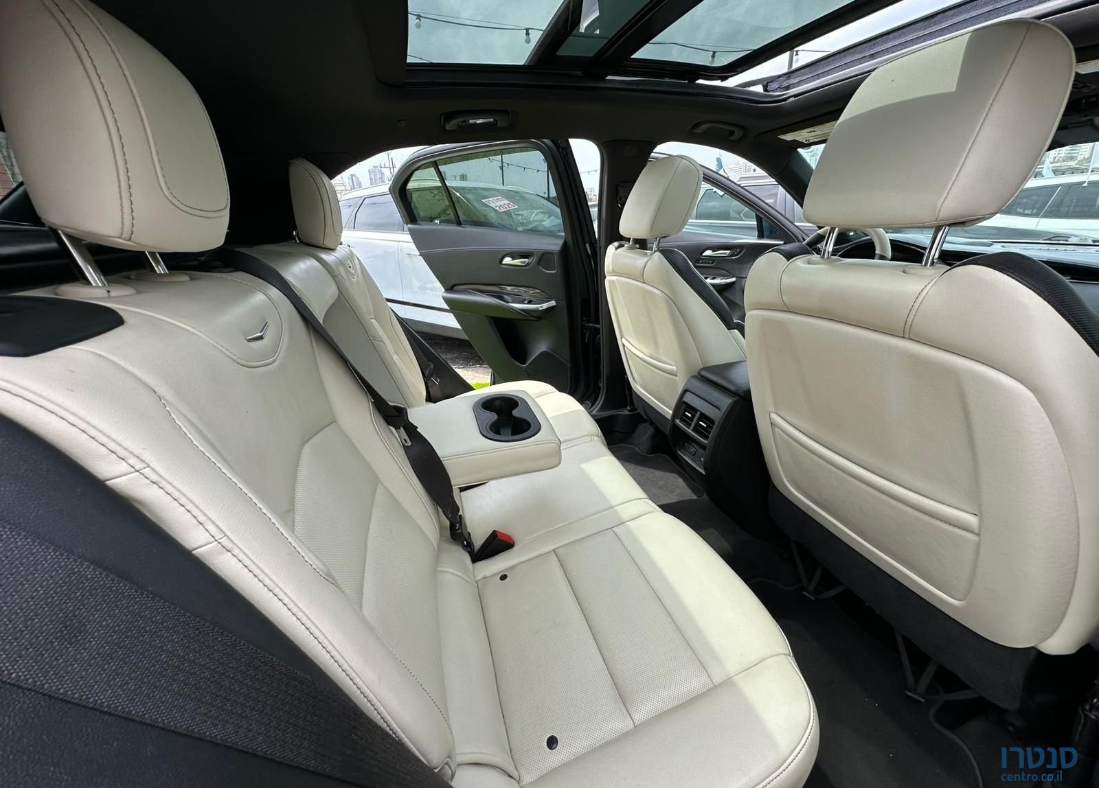 2020' Cadillac XT4 קאדילק photo #4