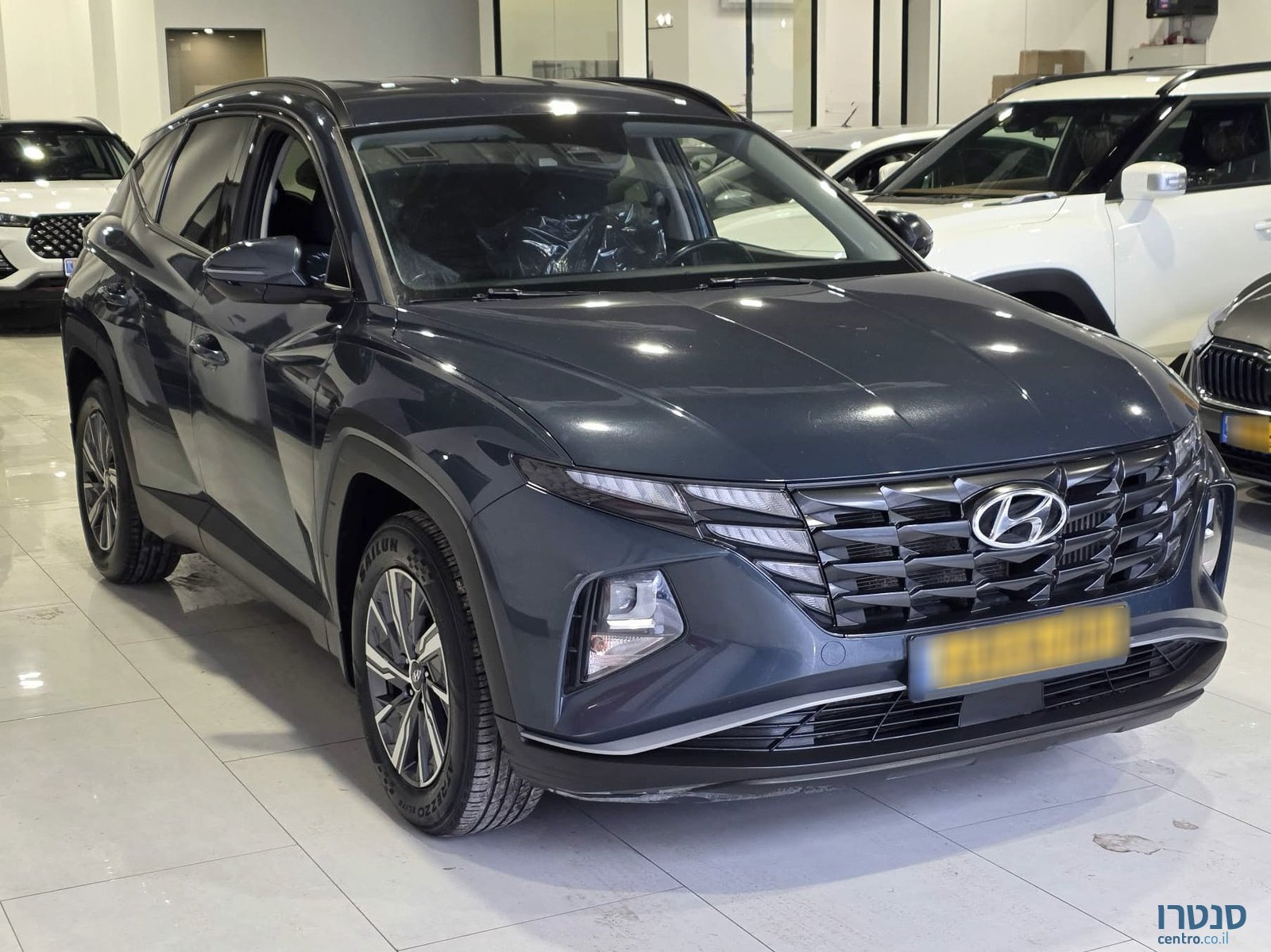 2023' Hyundai Tucson photo #2