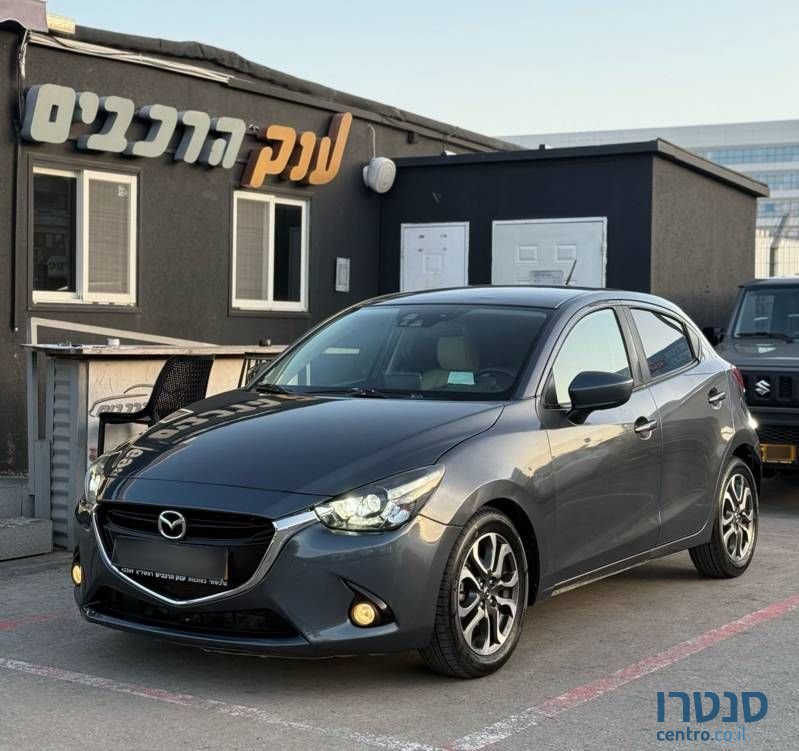 2017' Mazda 2 מאזדה photo #1
