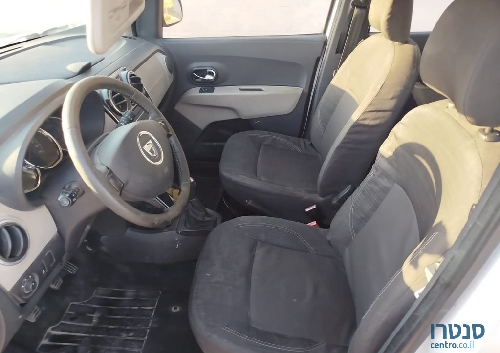 2015' Dacia Lodgy דאצ'יה לודג'י photo #1
