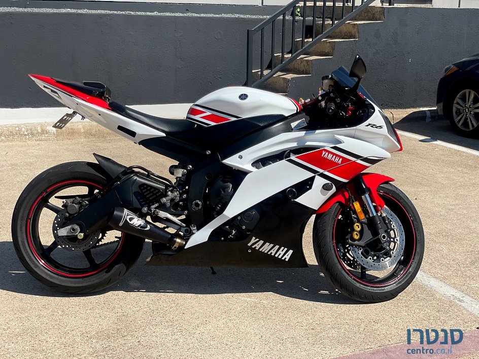 2012' Yamaha YZF R6 photo #4