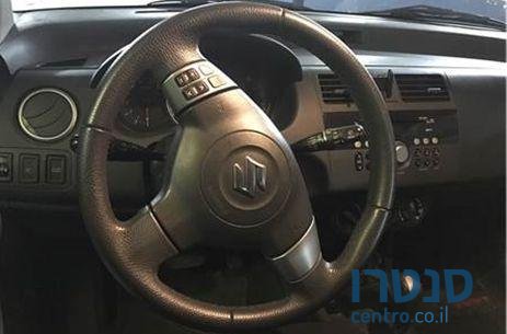 2010' Suzuki Swift סוזוקי סוויפט photo #3