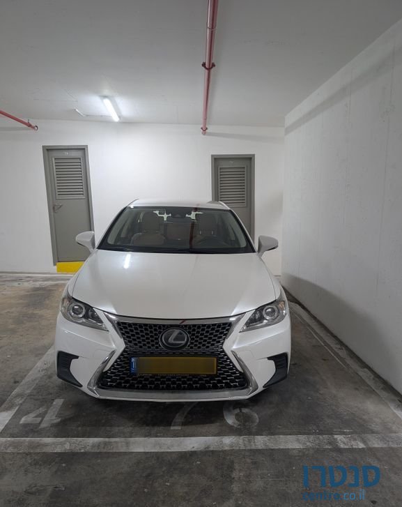 2019' Lexus CT לקסוס photo #6