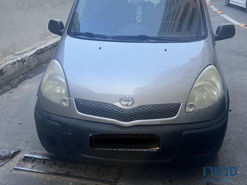 2005' Toyota Yaris טויוטה יאריס photo #1