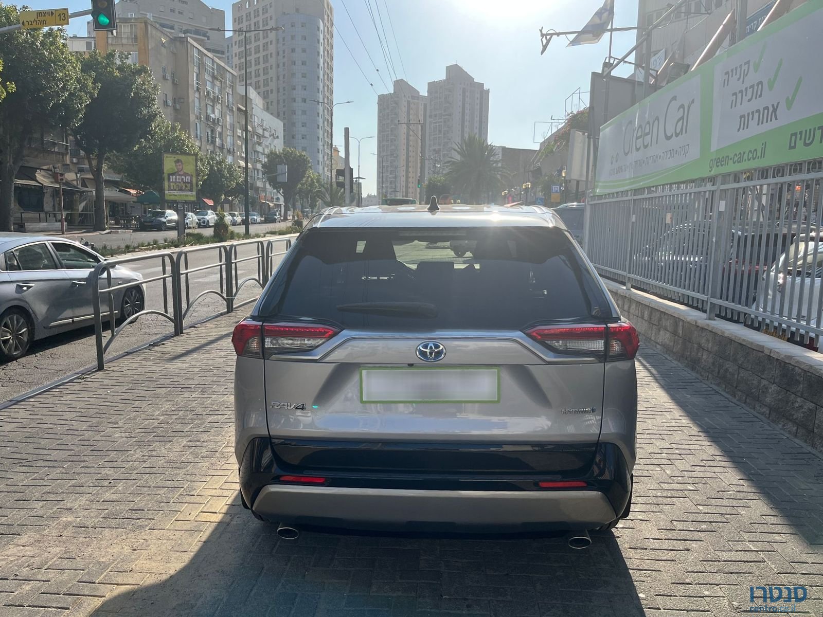 2022' Toyota RAV4 photo #6