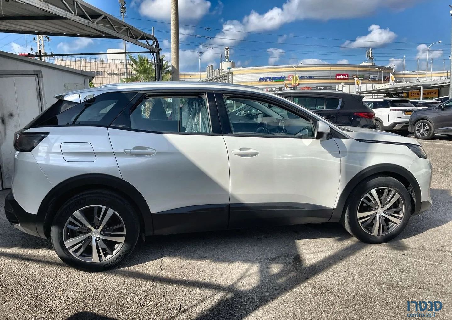 2021' Peugeot 3008 פיג'ו photo #3