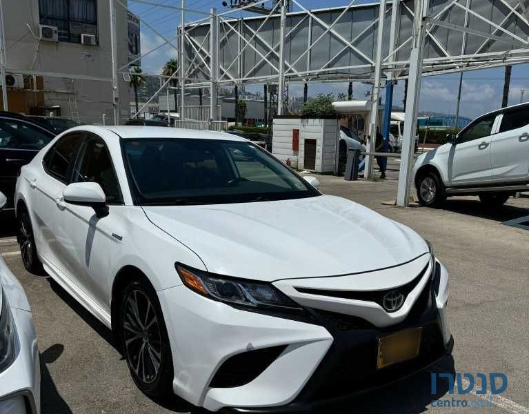 2021' Toyota Camry טויוטה קאמרי photo #2