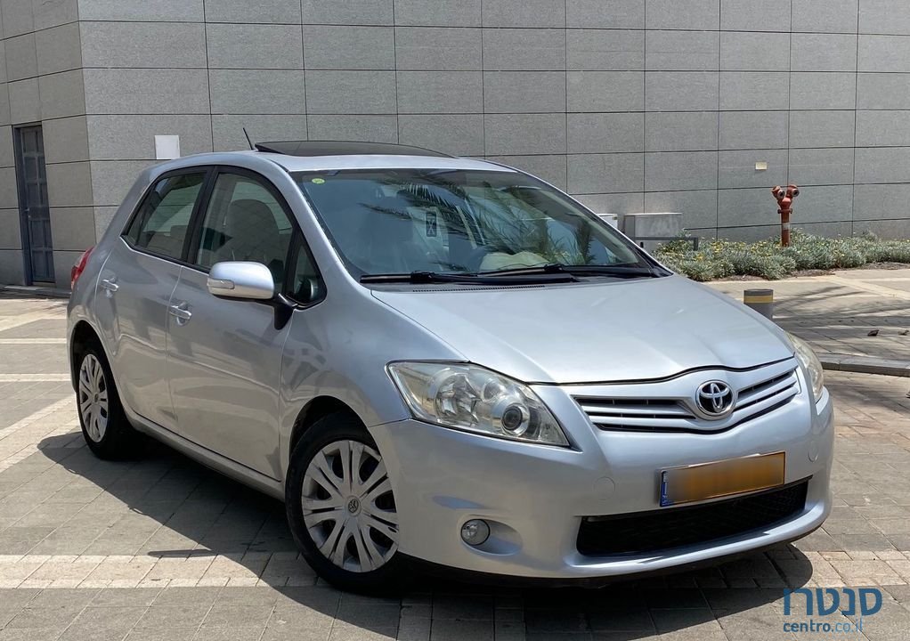 2011' Toyota Yaris טויוטה אוריס photo #1