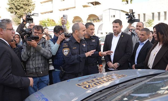 Борьба с нарушениями ПДД: 50 миллионов шекелей и сотни новых патрульных машин