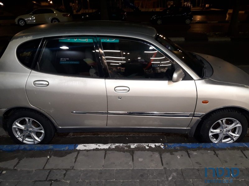 2000' Daihatsu Sirion דייהטסו סיריון photo #4