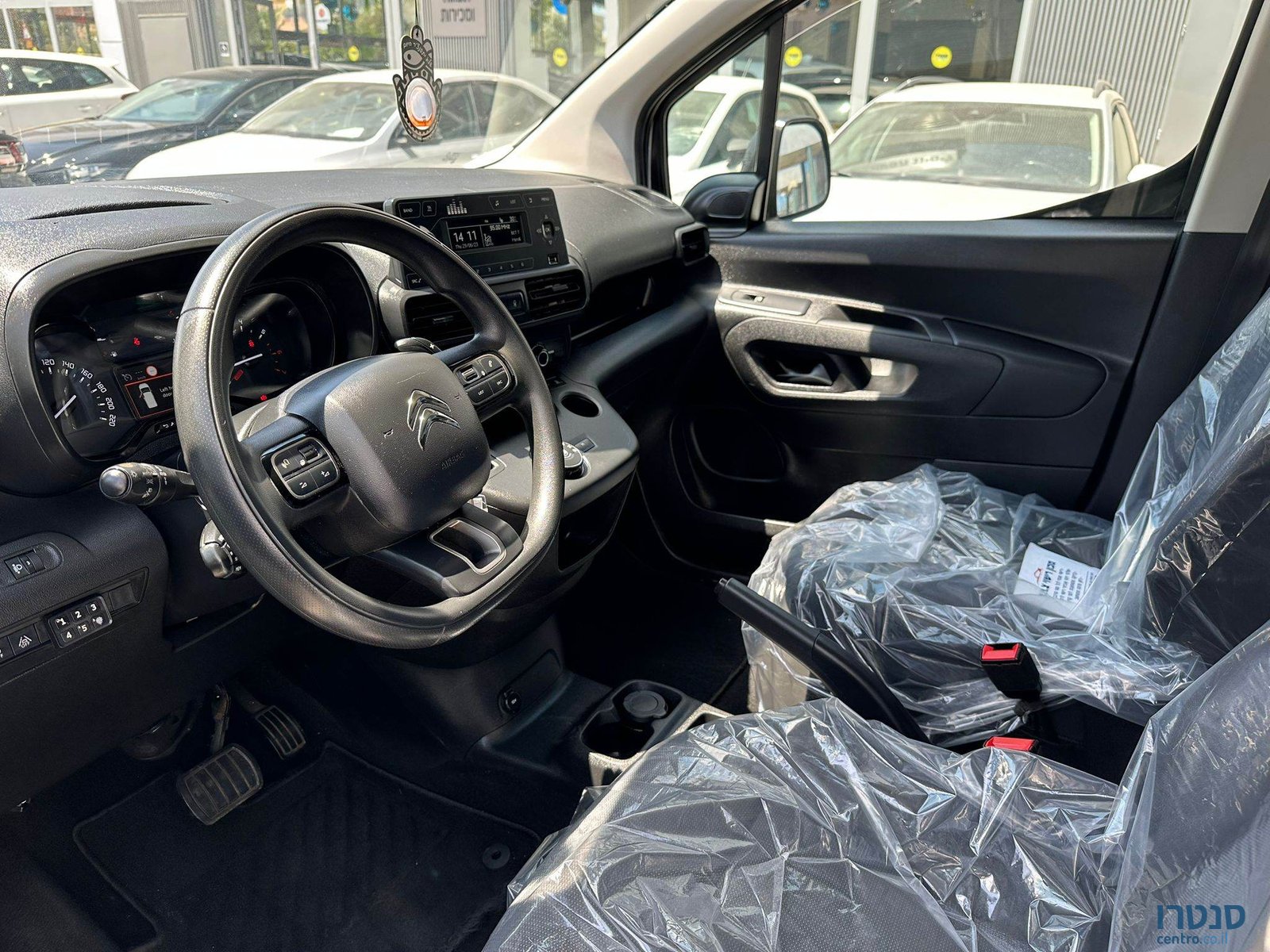 2020' Citroen Berlingo photo #5