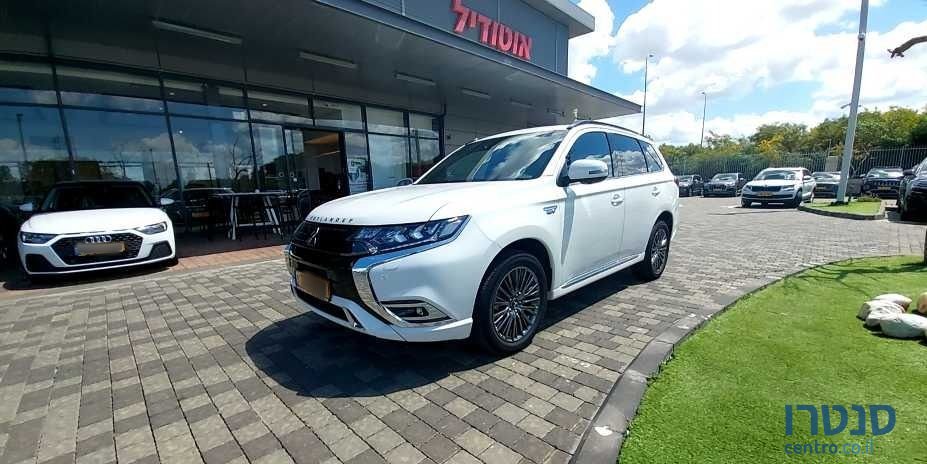 2019' Mitsubishi Outlander מיצובישי אאוטלנדר photo #1
