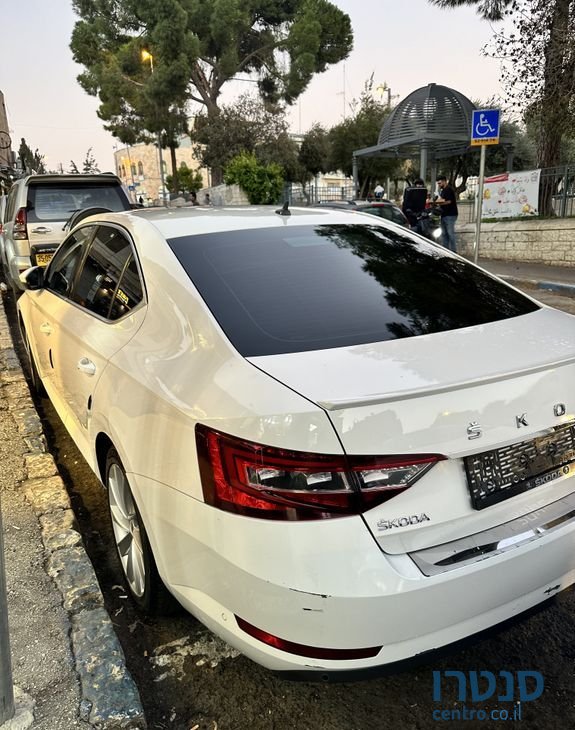 2019' Skoda Superb סקודה סופרב photo #4