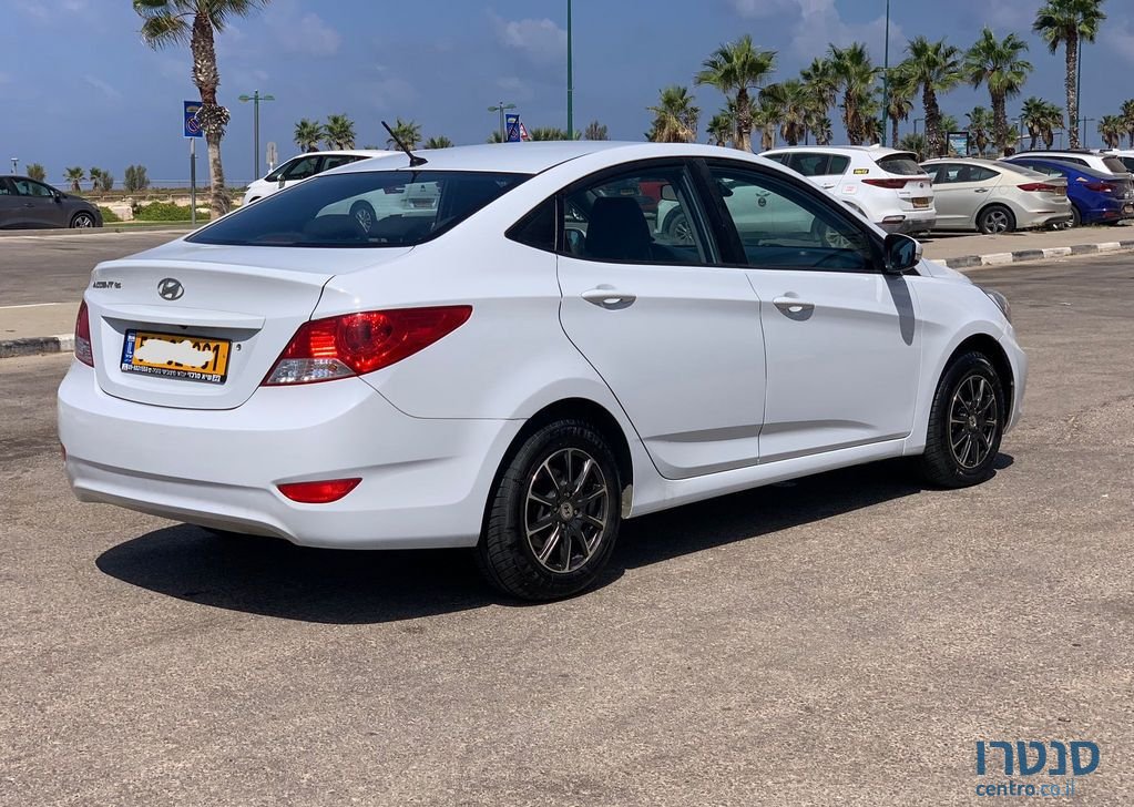 2018' Hyundai i25 יונדאי photo #4