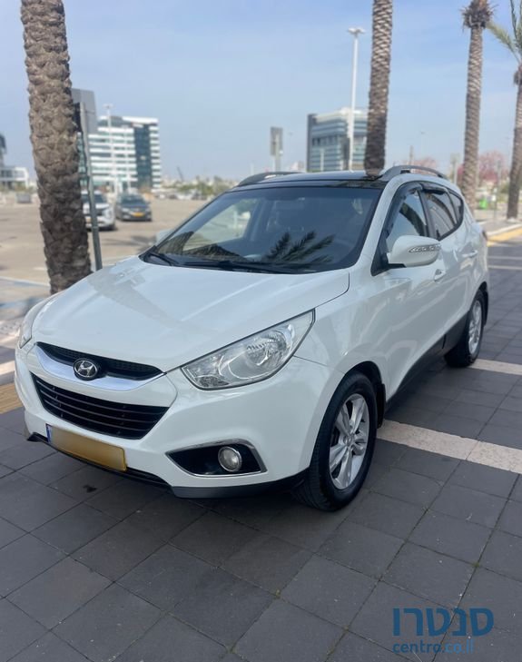 2010' Hyundai ix35 יונדאי photo #2