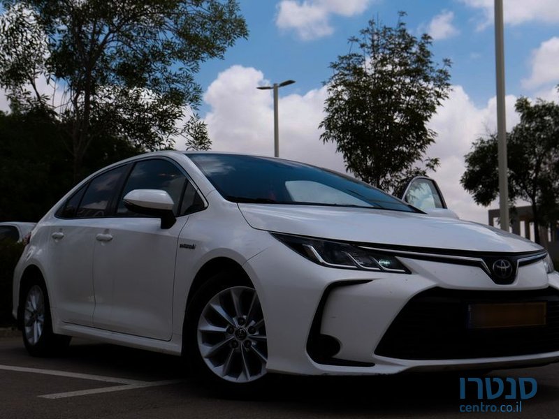 2019' Toyota Corolla טויוטה קורולה photo #2