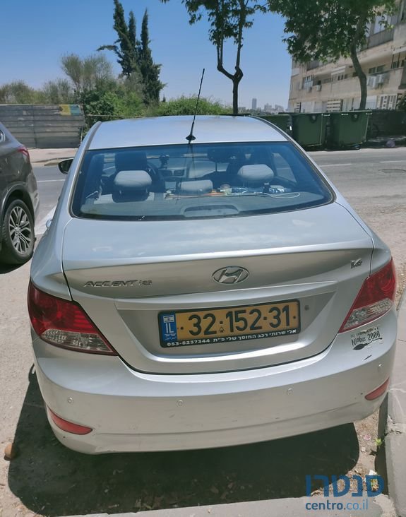 2014' Hyundai i25 יונדאי photo #2