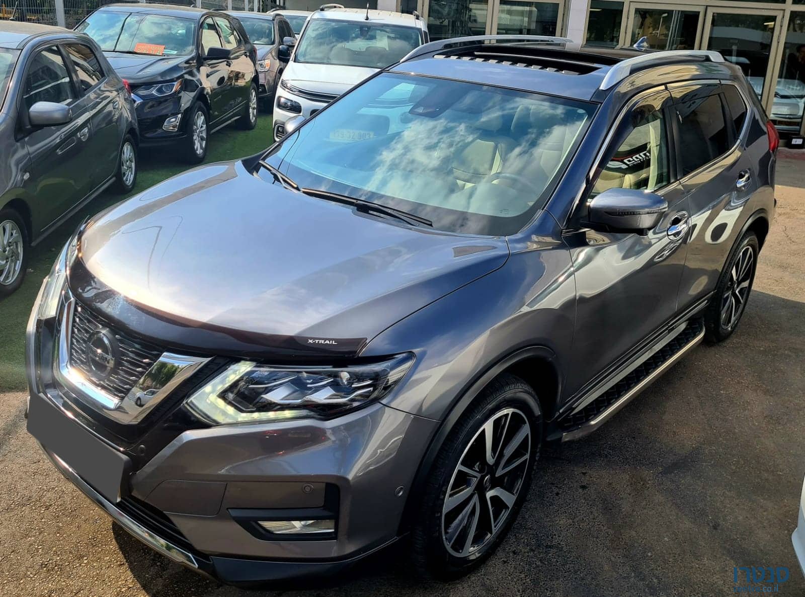 2020' Nissan X-Trail photo #2