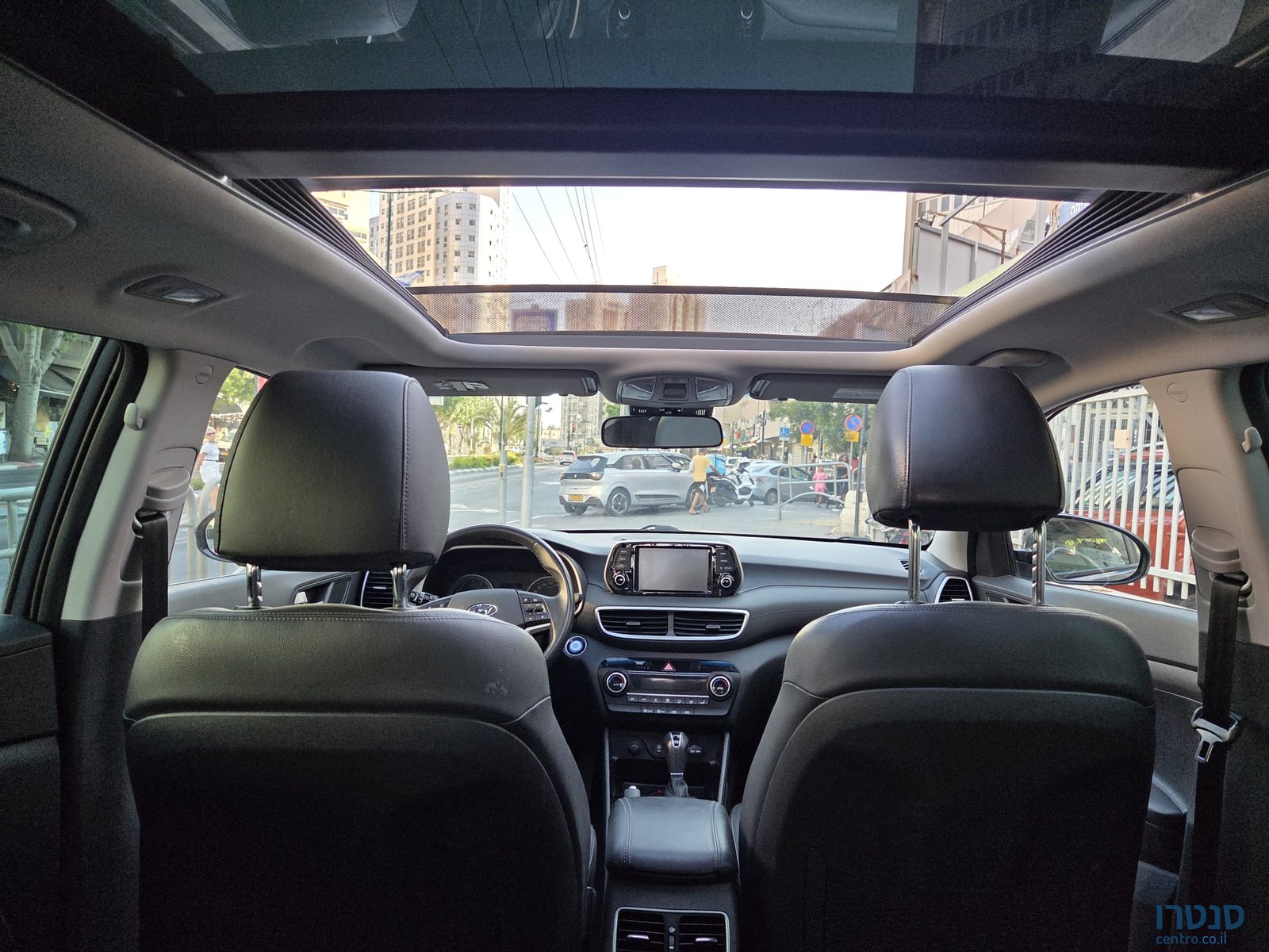 2020' Hyundai Tucson photo #2