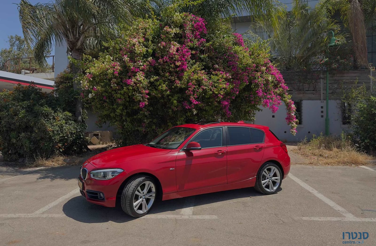 2015' BMW 1 Series ב מ וו סדרה 1 photo #1