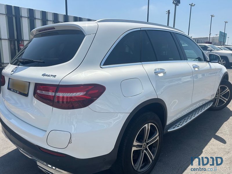 2018' Mercedes-Benz GLC מרצדס photo #6