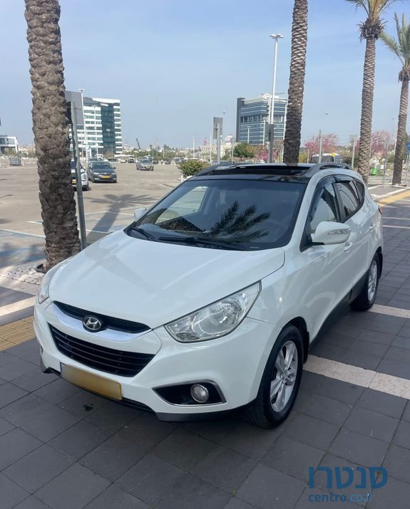 2010' Hyundai ix35 יונדאי photo #4
