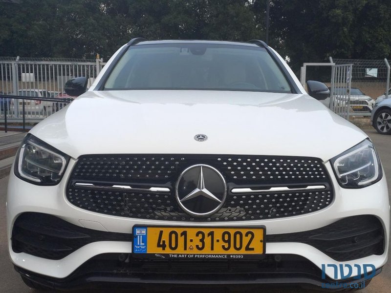 2021' Mercedes-Benz Glc מרצדס photo #2