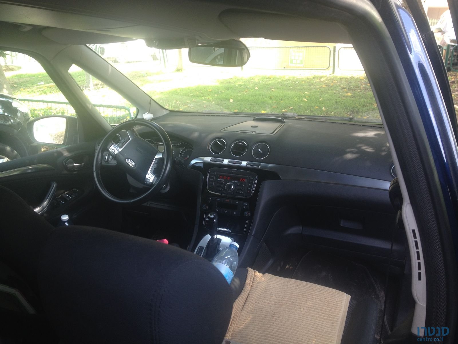 2012' Ford Galaxy photo #4