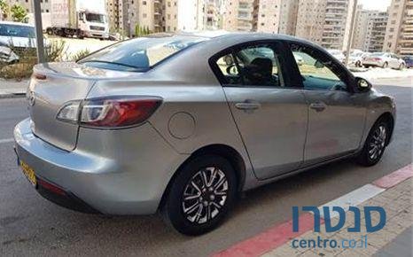 2011' Mazda 3 מאזדה 3 אקטיב photo #4