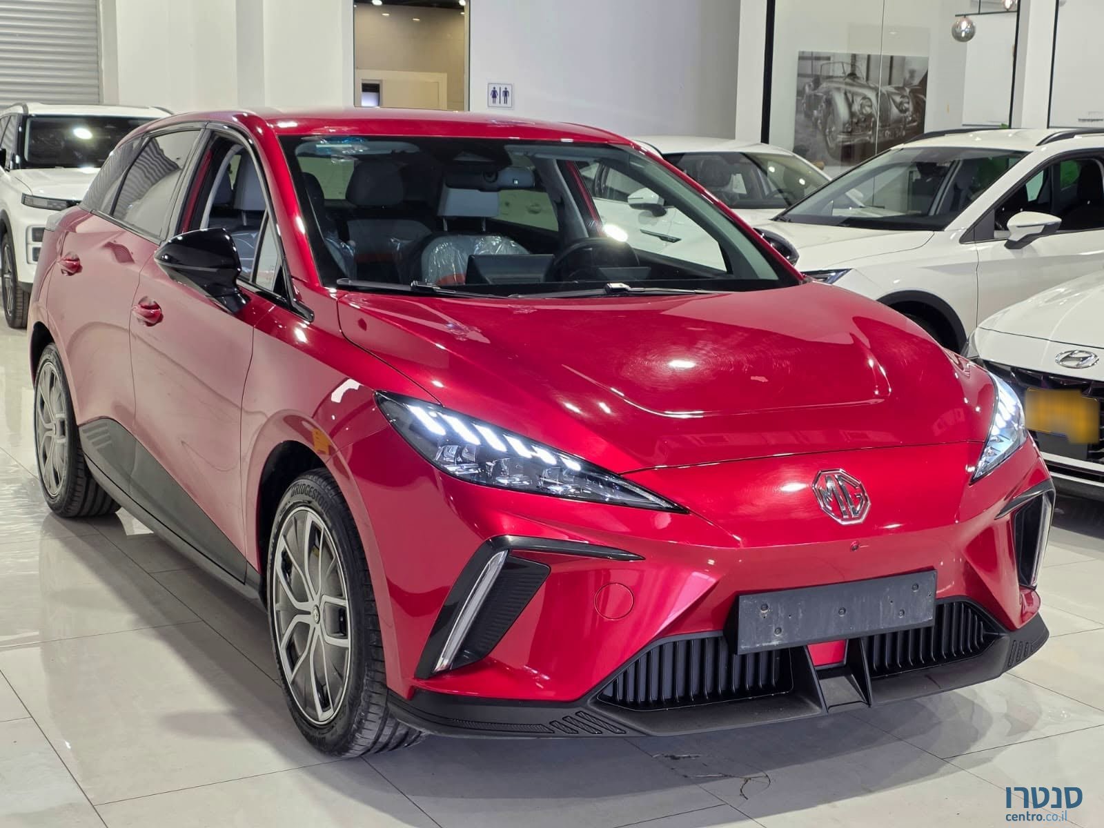 2024' MG 4CW photo #2