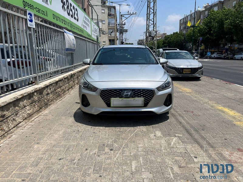 2018' Hyundai i30 photo #3