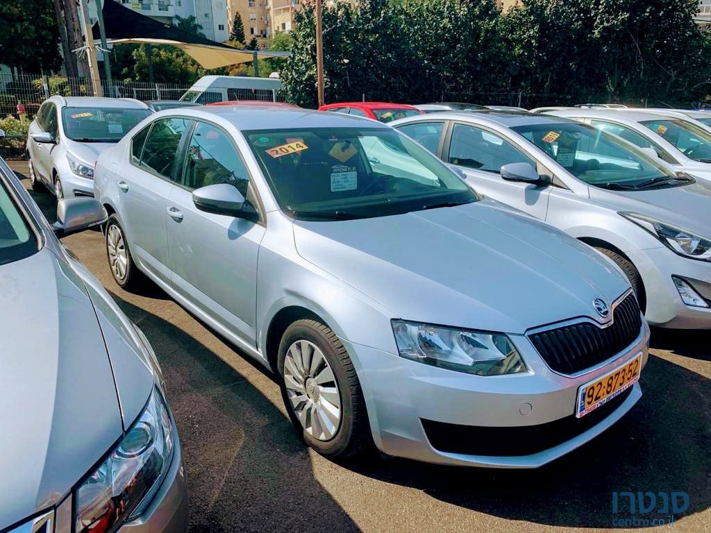 2014' Skoda Octavia photo #1