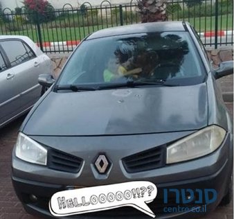 2004' Renault Megane photo #1
