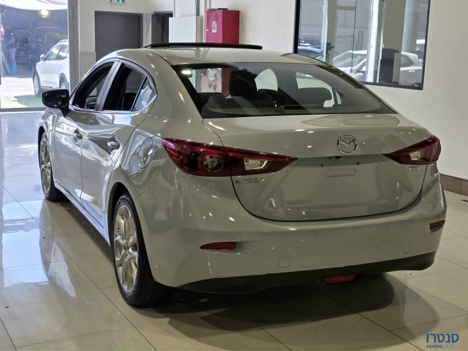 2014' Mazda 3 photo #4