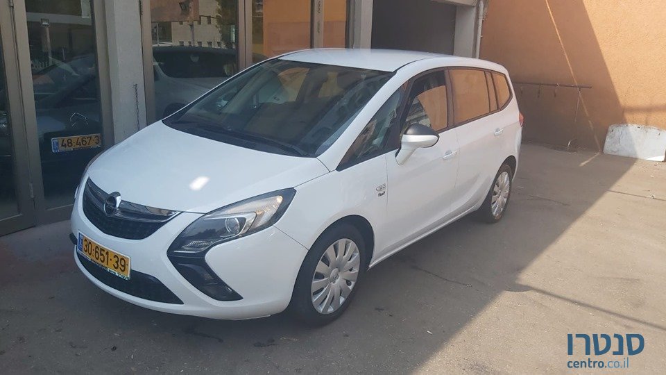 2016' Opel Zafira photo #1