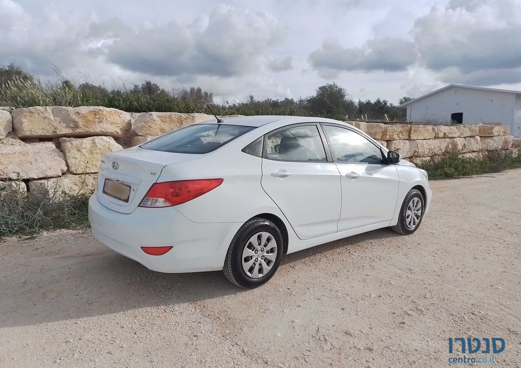 2016' Hyundai i25 יונדאי photo #5